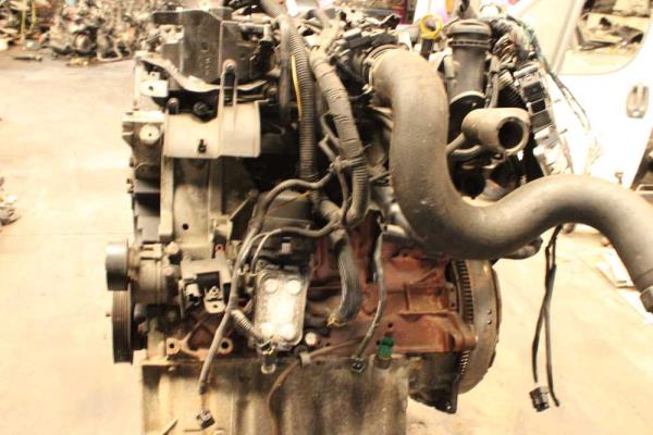 MOTEUR CITROEN / PEUGEOT 2.0HDI CODE RHF - Vue 2